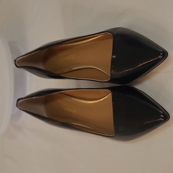 JRenee Black Braidy Crinkle Patent Leather Dress Pumps Size 7M Gold Accent Heel - Picture 10 of 10